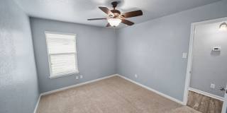 Modern 4-Bed Home with Open Layout in New Braunfels - Realtor Commission: $500 Gallery 36