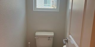2 Bedroom Condo in Richmond's Recreational Hub Gallery 12