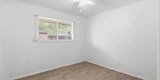 9813 CONBES DR Gallery 4