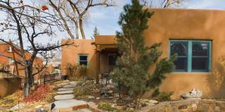 Fully Furnished 2 Bedroom Home in South Capital Available Now! Gallery 1