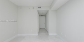488 NE 18th St Gallery 22