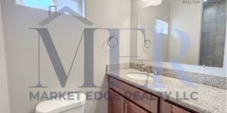 1003 West Howe Street Gallery 32