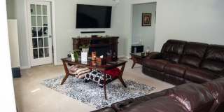 Single Family Home in Norfolk Gallery 4