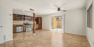 ***INCREDIBLE TOWNHOME with ALL appliances & water, sewer, trash INCLUDED! Gallery 1