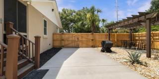 402 E 64th St Gallery 22