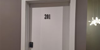 91 North Street unit: 201 Gallery 1