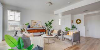 Hamilton Crossing Gallery 14