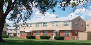 South Pointe Commons Gallery 12