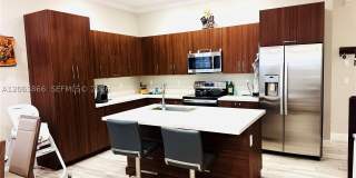 12403 NW 18th Ct Gallery 10