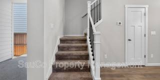 3909 Southeast Zircon Lane Gallery 22