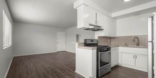 814 Victor Ave Gallery 10