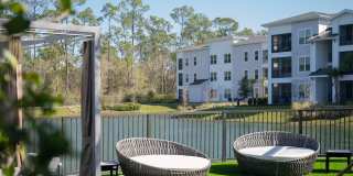 Aventon Isabelle Gallery 21