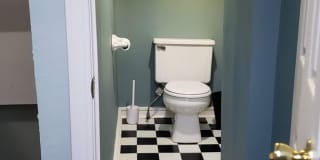 1537 E. North Ave.....Single Family House! Gallery 26