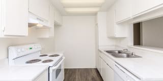 Country Hills Apartment Homes Gallery 38