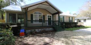 1221 Northwest 35th Avenue Gallery 1