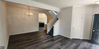 45512 LAKEMONT Square Gallery 3