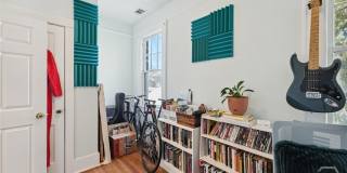 522 E 38th Street Gallery 14