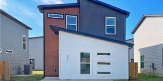 Featherston Village - 2 Bedroom, 2 1/2 Bath Gallery 1