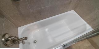Stunning 2 Bedroom Fully Furnished Home. Community Pool & Mini Golf! Gallery 67