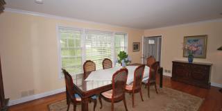9502 Ewing Drive Gallery 4