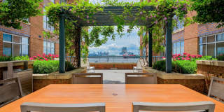 The Crescent at Fells Point Gallery 8