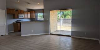 1206 West Prior Avenue Gallery 1