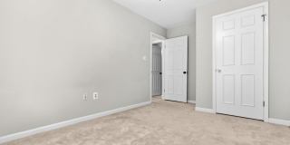 6088 HEATHERWOOD Drive Gallery 17