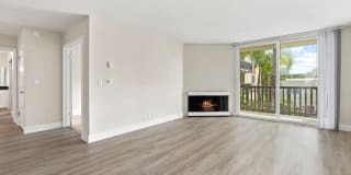 Parkway Plaza Apartments Gallery 22