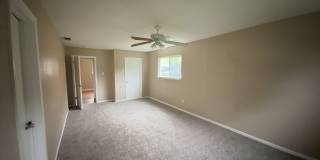 Renovated 3-bedroom 2-bathroom house! HOUSING ACCEPTED! Renovated 3-bedroom 2-bathroom house! HOUSING ACCEPTED! Gallery 10