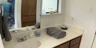 Room in 2 Bedroom Home at Indio Dr Gallery 15