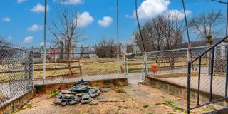 2533 W LOMBARD Street Gallery 37