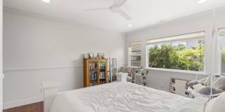 5618 Bellevue Avenue Gallery 18