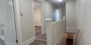 3 bedroom, 1 bath, 2 story half double house Gallery 1