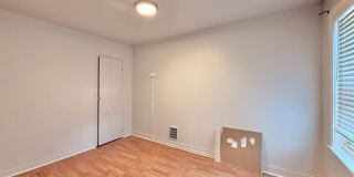 570 LINE Street Gallery 16