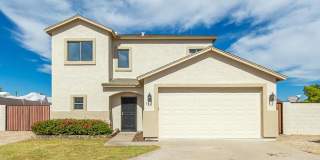 Beautifully Maintained 3-Bedroom Home with RV Gate Near the Superstition Mountains Gallery 1
