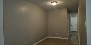 2410 W Cypress St Apt B Gallery 5