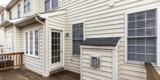 25859 KIRKWOOD Square Gallery 34