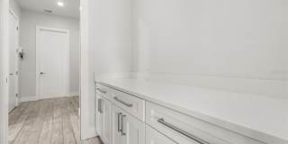 668 OVERSPIN DRIVE Gallery 24