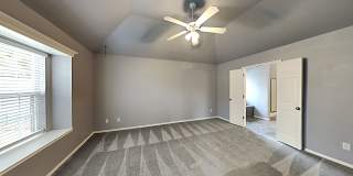 Beautiful 3 Bedroom 2 Bathroom Home in Edmond Schools with a Study Beautiful 3 Bedroom 2 Bathroom Home in Edmond Schools with a Study Gallery 13