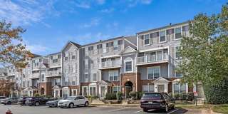21799 BALDWIN SQ #303 21799 BALDWIN SQ #303 Gallery 1