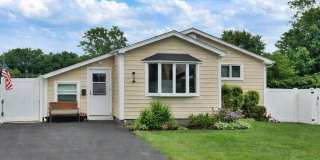 100 Pinetree Drive Gallery 1