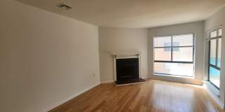 2 Bedroom Condo near Hickory Grove Gallery 3