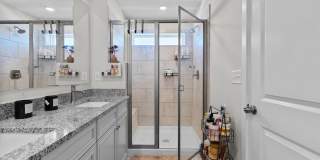 10893 DRUMMOND Place Gallery 17