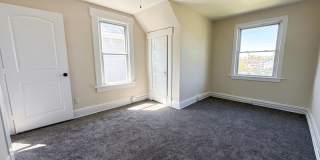 Beautifully Renovated 3BR Home Near Downtown and OSU Gallery 12