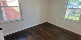 3155 Lincoln Street Gallery 13