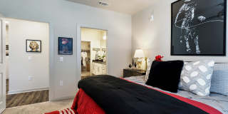 Overture River District - 55+ Apartment Homes Gallery 34