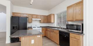 Great 5 Bedroom Home in Summerlin Gallery 16