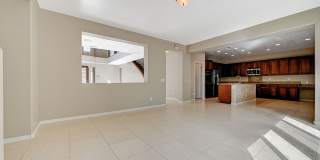 4 Bedroom Home in Silverstone Ranch Gallery 16