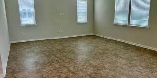 Spacious 5-Bedroom Home with Fenced Backyard – Built in 2022! Gallery 13
