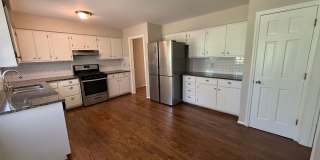 3/2 House in Woodfin Estates $1,795 Gallery 8